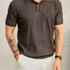 Großhandelslieferant für atmungsaktive, strukturierte Herren-Poloshirts mit kurzen Ärmeln aus Strick