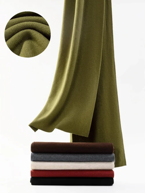 Una visión alternativa de Men's knitted scarf