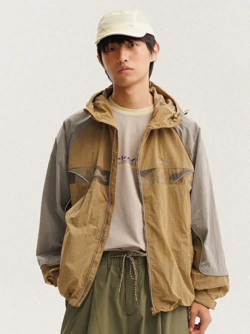 Autre point de vue sur le principe Men's functional spliced quick-drying jacket, lightweight outdoor sports coat