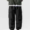 Men streetwear cargo trousers, bulk custom apparel for clothing brands