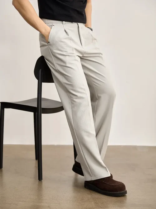 Usine de vente en gros de pantalons de costume pour homme à jambes larges et à plis