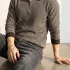 Jersey polo de punto a rayas con cremallera de un cuarto para hombre, hecho a medida