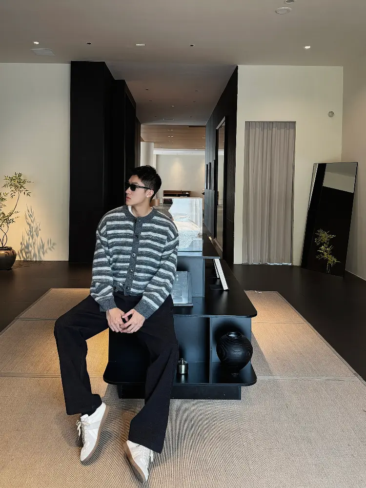 Men's striped cardigan manufacturer
